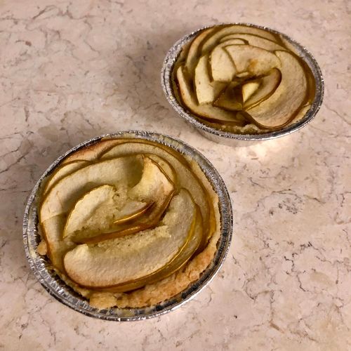 Mini Tarte Aux Pommes (French Apple Tart) | Wondercook