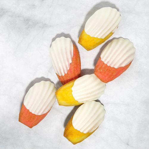 Vanilla and Strawberry French Madeleines | Wondercook