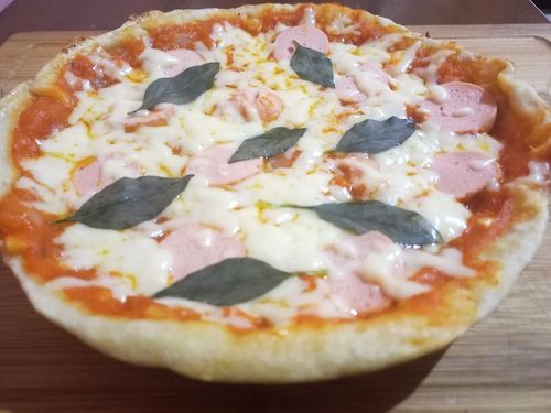 Cheesy Pan Pizza | Wondercook