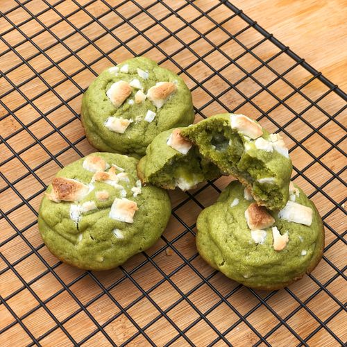 Soft-Baked Matcha White Chocolate Chip Cookies | Wondercook
