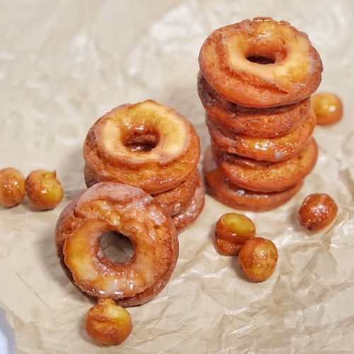 Old-Fashioned Maple Glazed Mini Doughnuts | Wondercook
